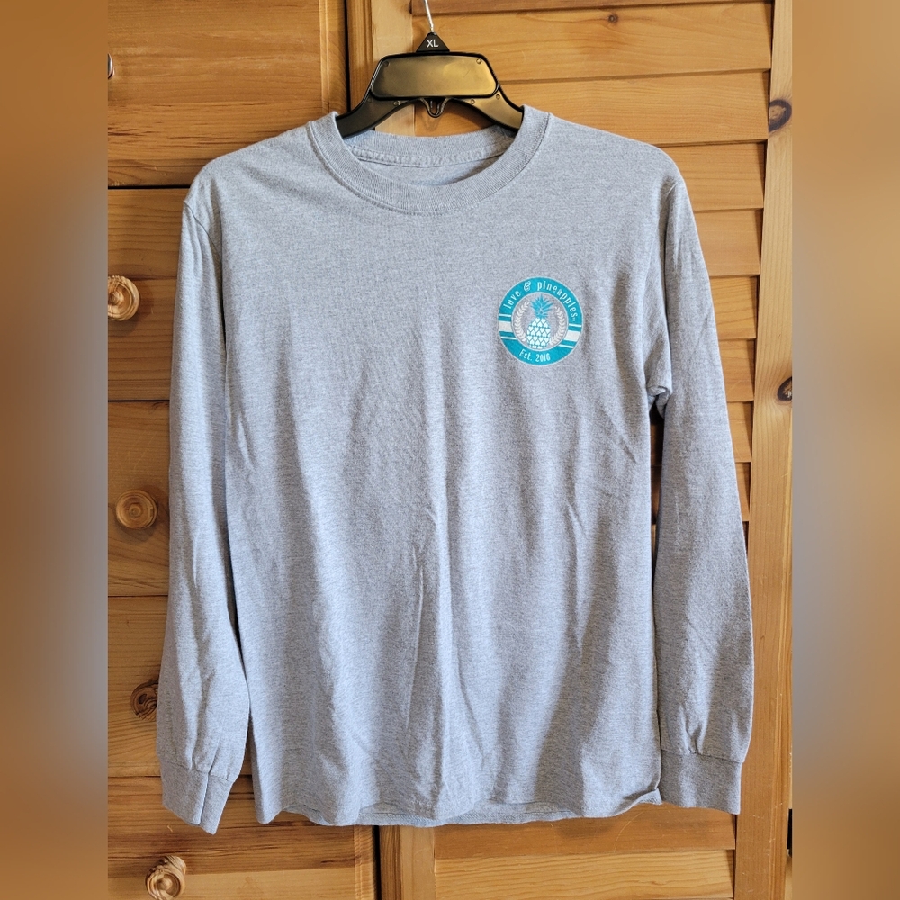 Love and Pineapples Caffeine Queen  Long Sleeve Shirt Size Small Gray - Picture 2 of 6